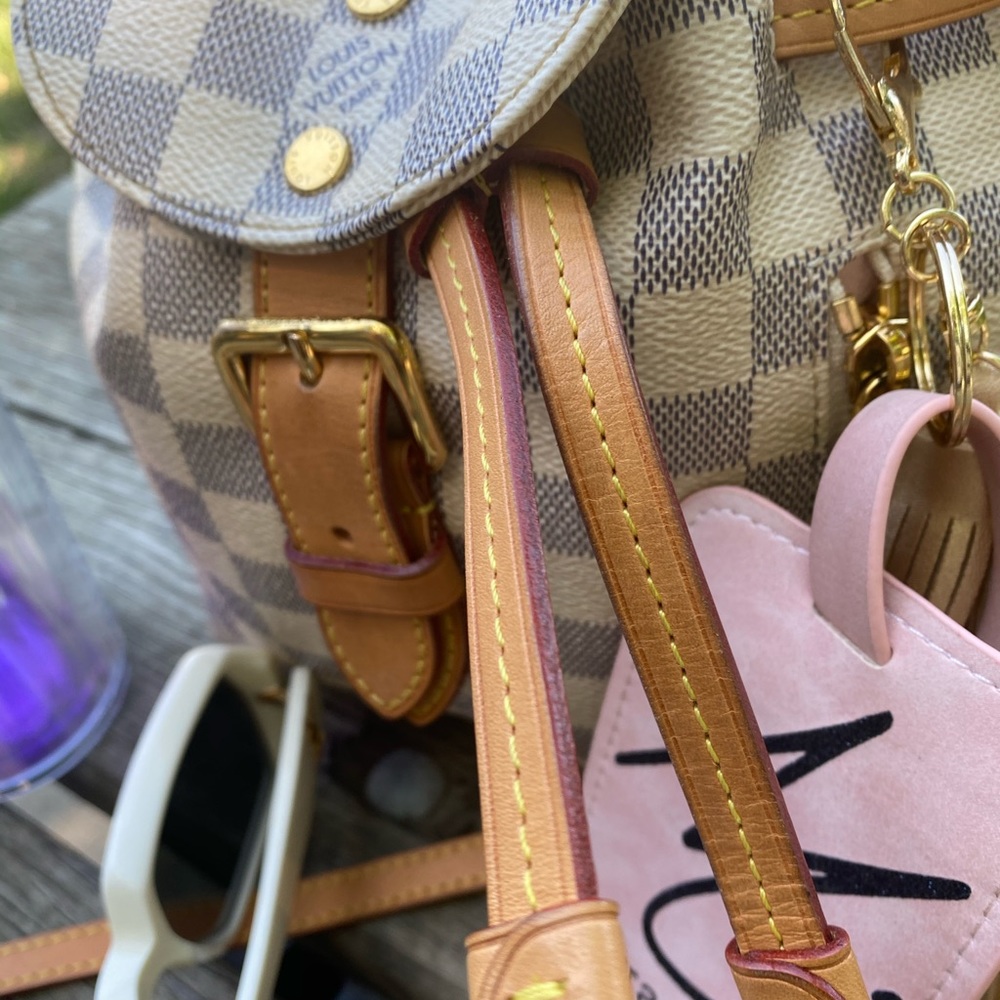 Louis vuitton Authentic backpack - Picture 4 of 15